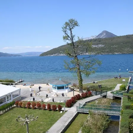 Panoramique D'annecy: Atypique Résidence Avec Privée Duingt