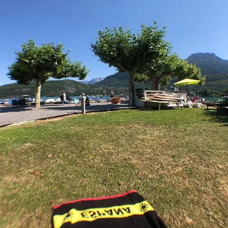 Apartment Panoramique D'annecy: Atypique Résidence Avec Privée Duingt