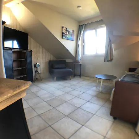 Panoramique D'annecy: Atypique Résidence Avec Privée Apartment *